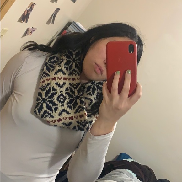 Design short scarf - Picture 2 of 2